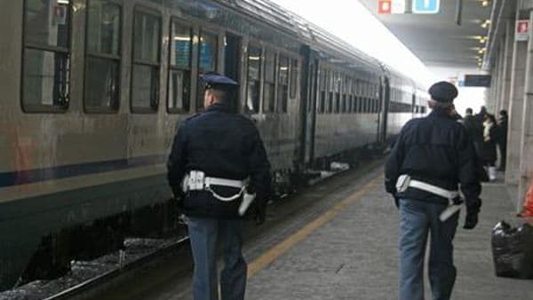 Due vite salvate in poche ore: alla stazione di Catanzaro Lido l’intervento decisivo della Polfer