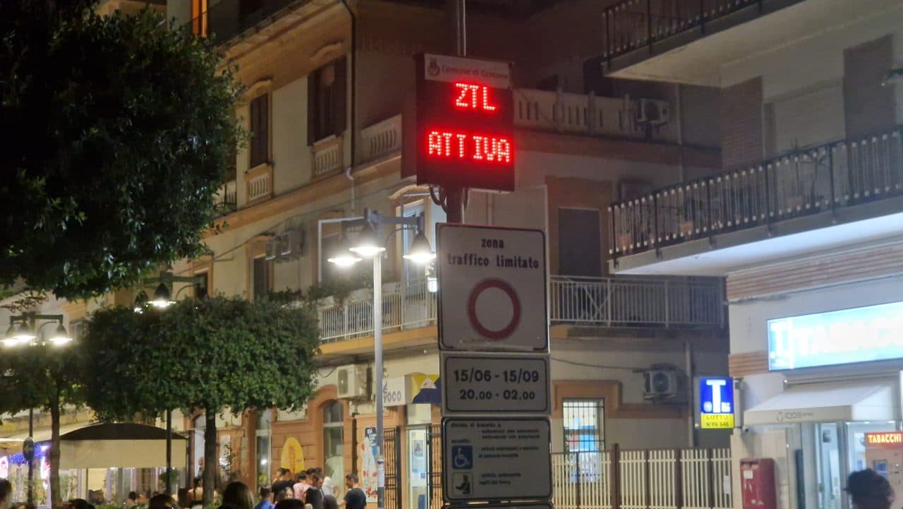 Lungomare di Crotone, nuovi orari ZTL: cambiano accessi e fasce di chiusura dal 15 febbraio