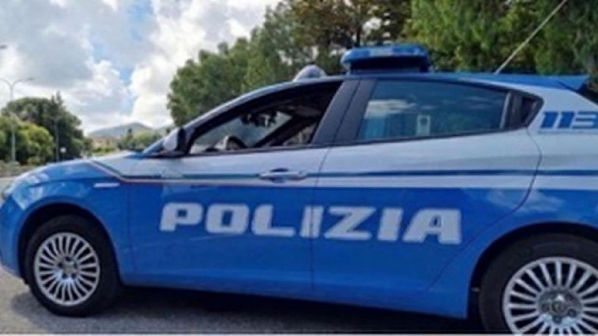 Truffe agli anziani e fuga nel Crotonese: bloccato dalla Polizia un uomo ricercato in tutta Europa