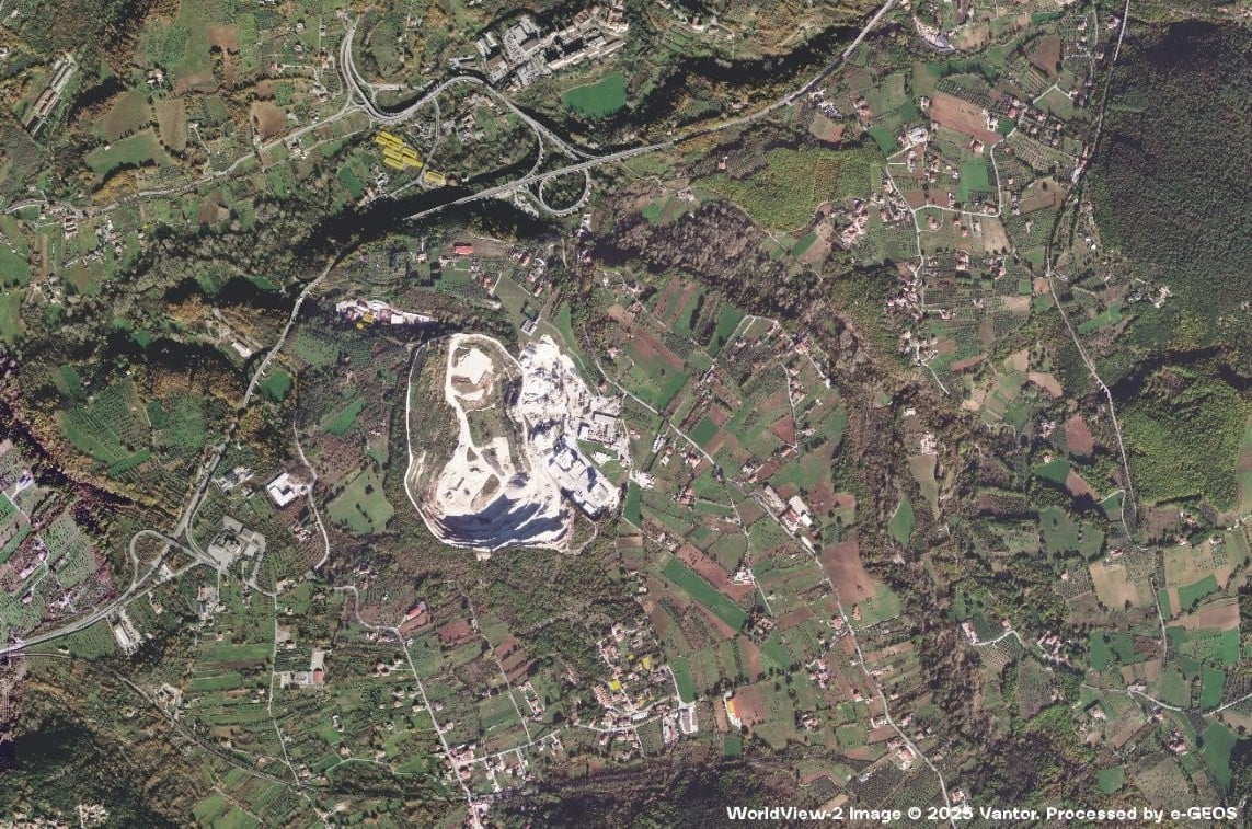 L’amianto visto dallo spazio: parte la mappatura satellitare che può cambiare la bonifica in Italia