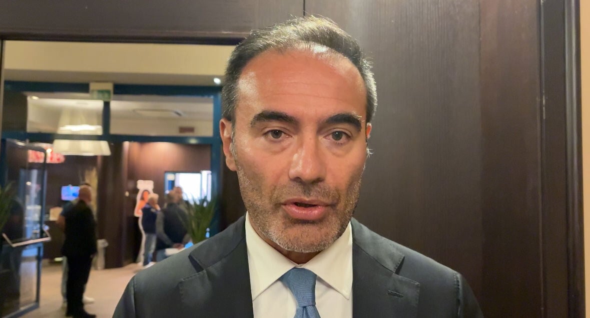 Sasso sfida Occhiuto e lancia “Futuro Nazionale”: “Senza di noi il centrodestra non vince”
