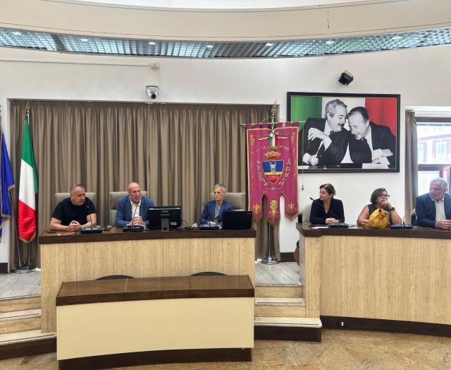 Crotone, il futuro urbanistico arriva in Consiglio: il Piano Strutturale Comunale approda in Aula