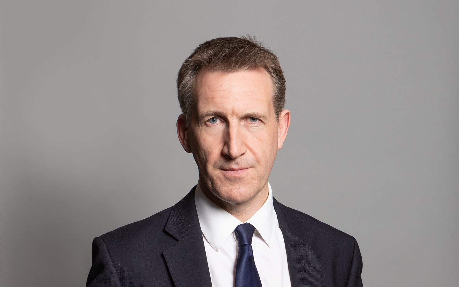 Londra cambia volto alla Difesa: Dan Jarvis nuovo ministro dopo l’addio di Healey