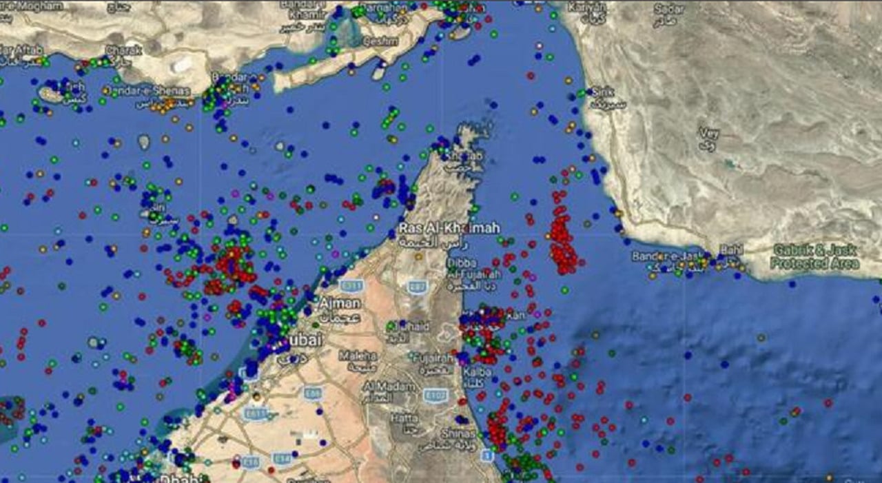 Hormuz non è più solo una strettoia: il Giappone forza il passaggio e il mondo misura il rischio reale
