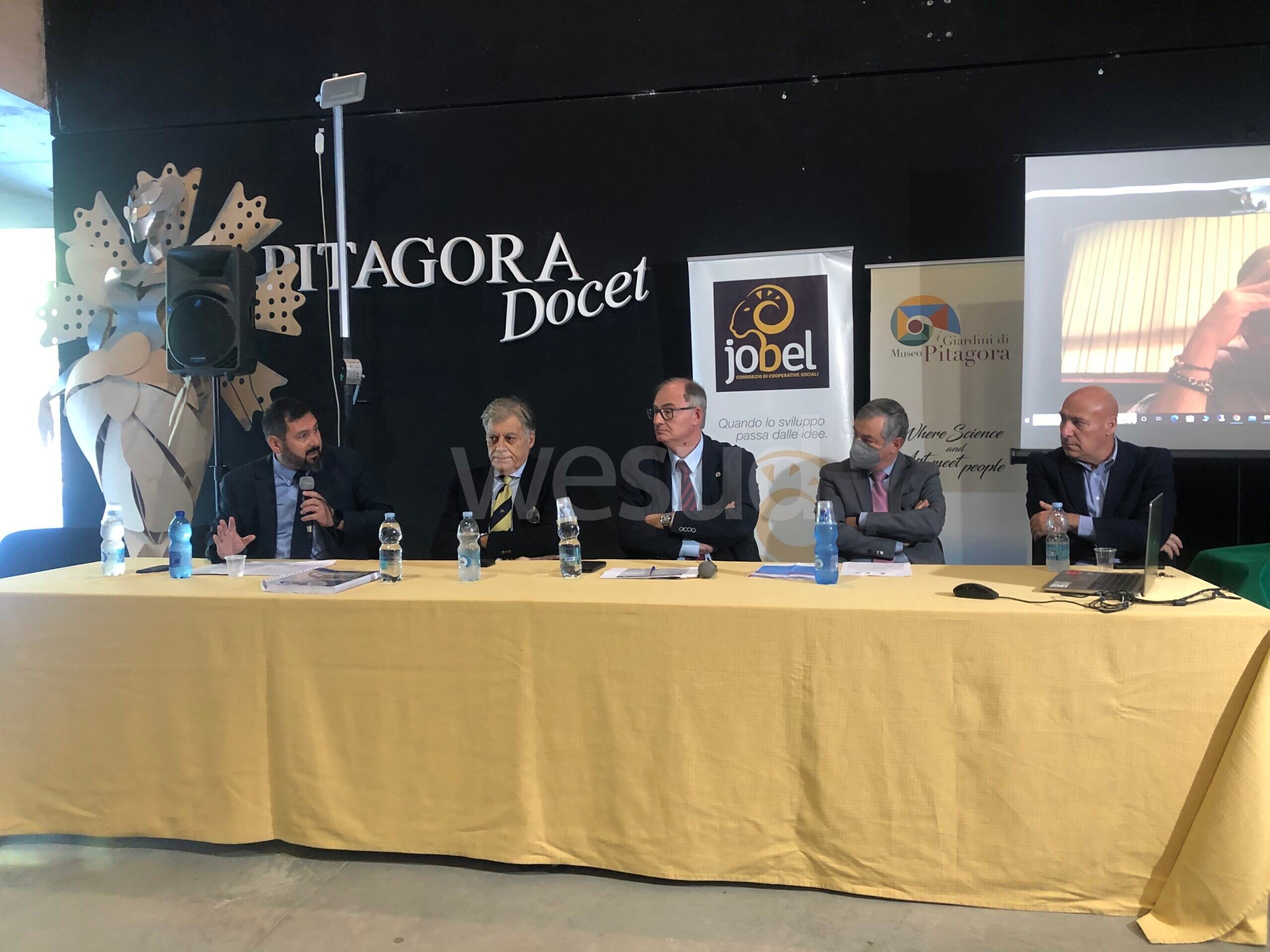 Crotone costruisce il nuovo welfare: al via i tavoli per il Piano Sociale di Zona