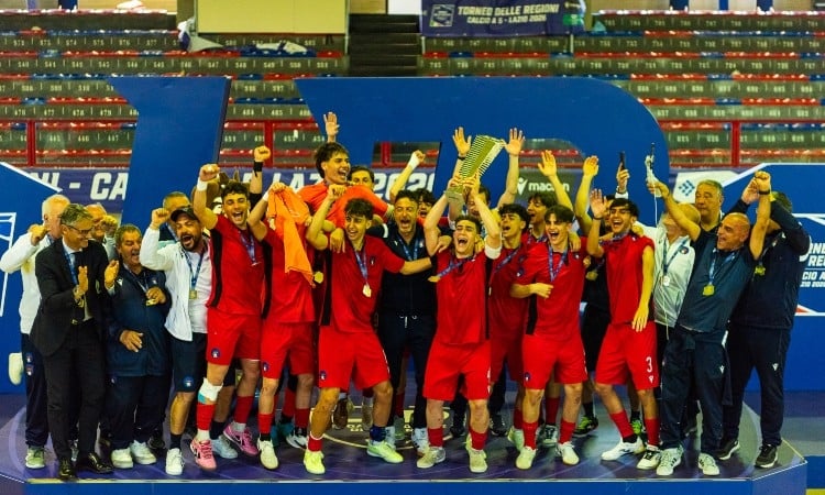 Calabria sul tetto d’Italia: l’Under 19 di mister Mendicino conquista l’oro del futsal