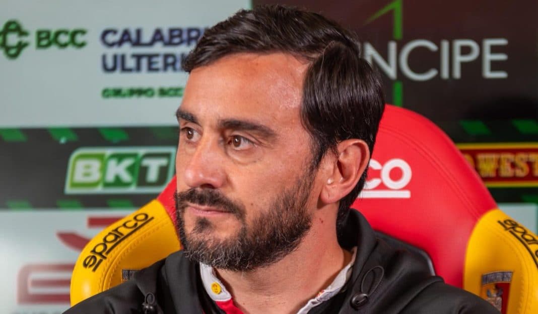 Catanzaro, svolta in panchina: Aquilani vicino all’addio, il Sassuolo lo aspetta