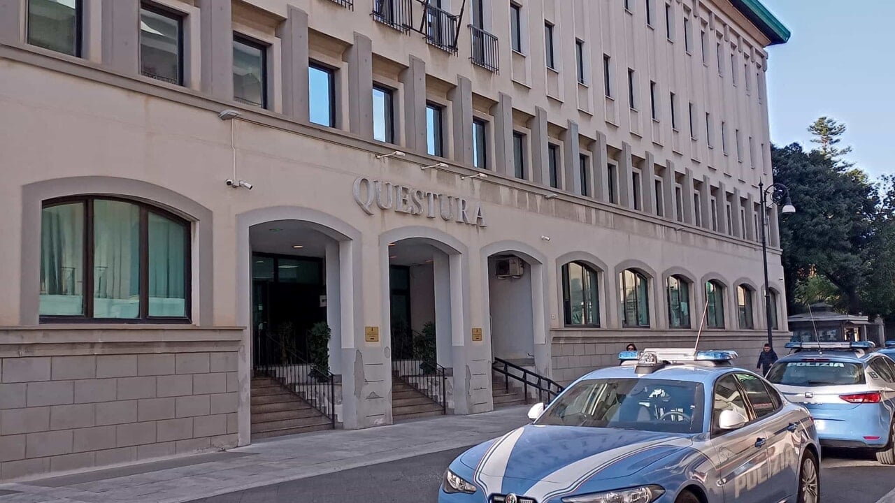 Operazione “Last Minute”: duro colpo al narcotraffico, 14 misure cautelari e 15 kg di droga sequestrati