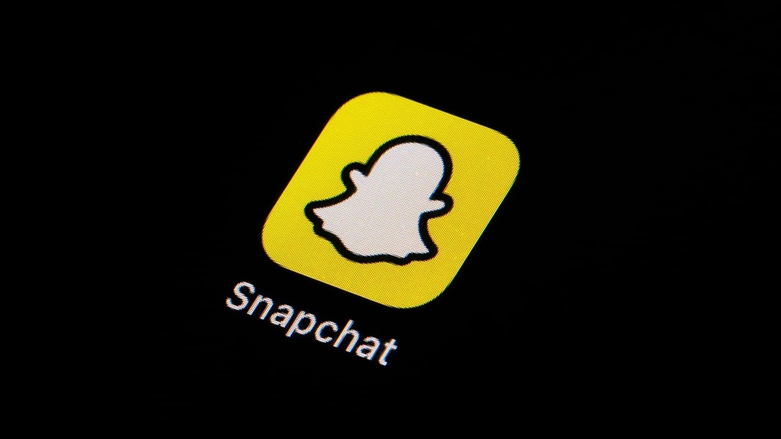 Snapchat sotto esame a Bruxelles: l’Europa vuole capire se i minori sono davvero protetti