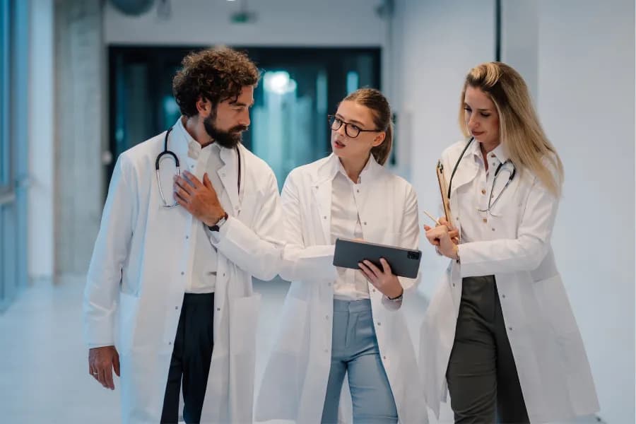 Il Servizio Sanitario Nazionale in discussione: medici criticano l’autonomia differenziata