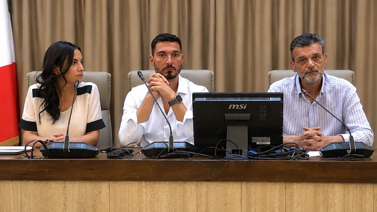 Emergenza idrica a Crotone, il PD incalza il Comune: “Servono investimenti, trasparenza e una strategia definitiva”