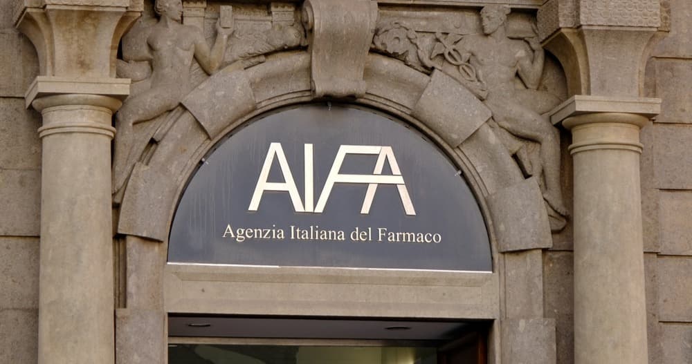 Sportello Salute: due nuovi farmaci innovativi rimborsati in Italia, svolta per malattie rare e mieloma