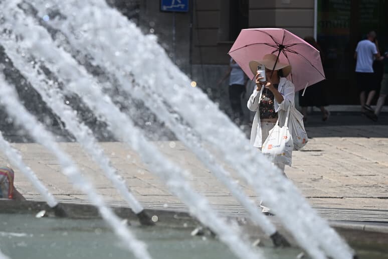 Caldo estremo, il conto è miliardario: fino a 12 miliardi persi ogni anno