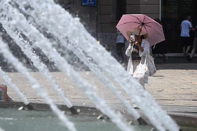 Caldo estremo, il conto è miliardario: fino a 12 miliardi persi ogni anno