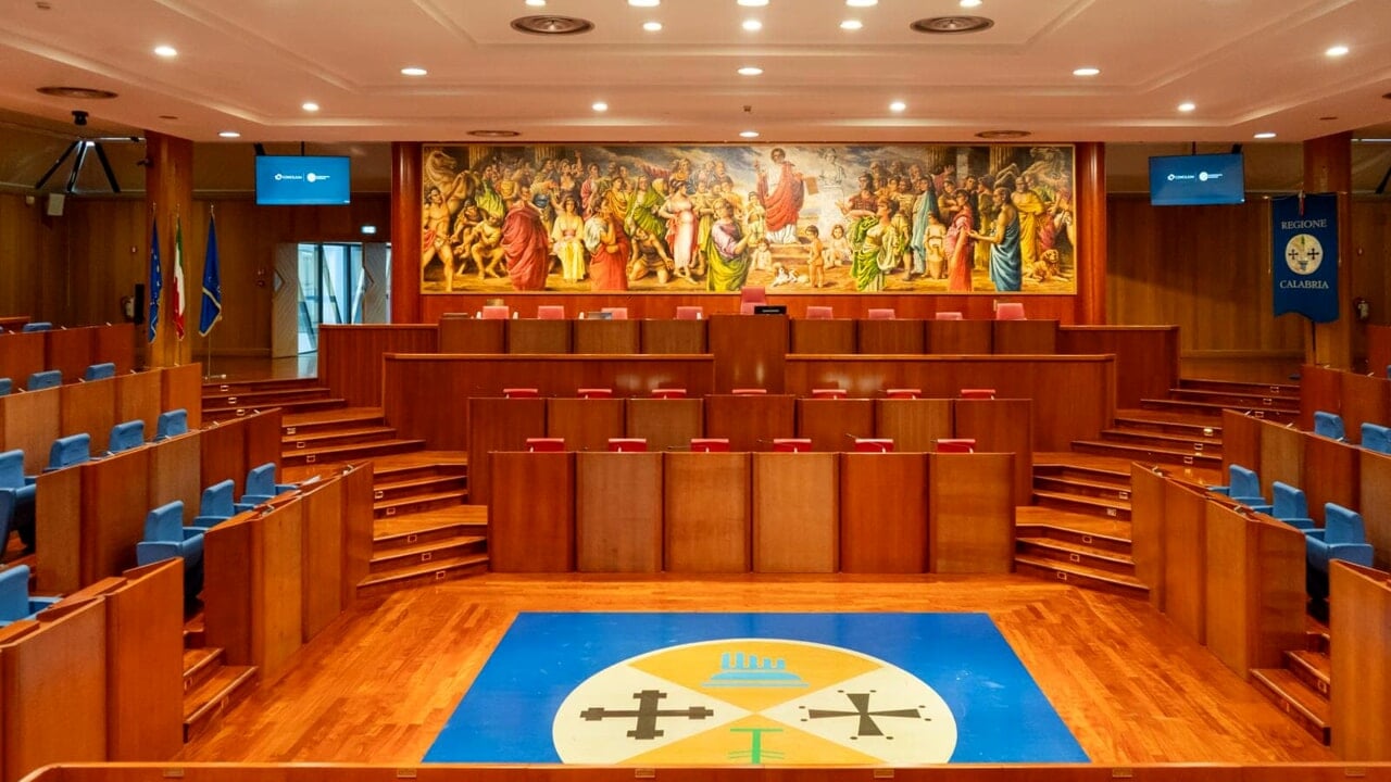 Trasporti e infrastrutture, confronto in Consiglio regionale su viabilità e collegamenti ferroviari