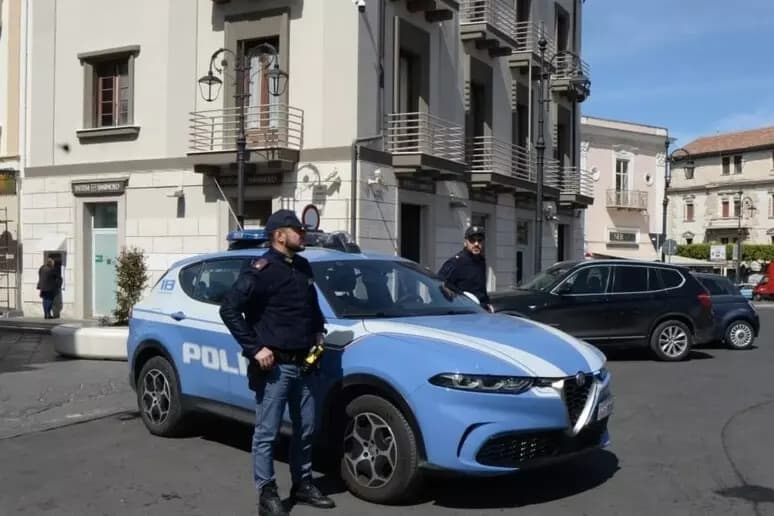 Sicurezza urbana in Calabria, istituzioni e forze dell’ordine rafforzano il coordinamento