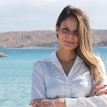 Il Partito Democratico crotonese è stato annientato da anni di gestione CHIUSA. NOTA STAMPA DI ALESSANDRA PUGLIESE.