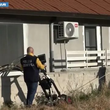 Uccide gemelli appena partoriti, ragazza risponde al gip