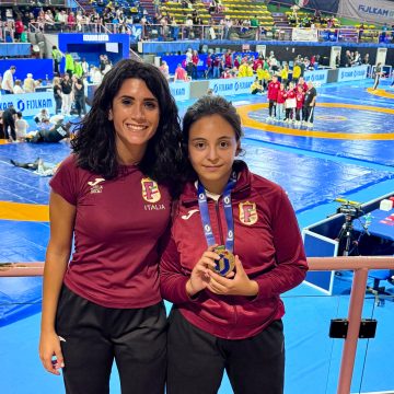 Francesca Zaccuri della “Fortitudo 1903” vince la medaglia di bronzo ai Campionati Italiani Esordienti di Lotta